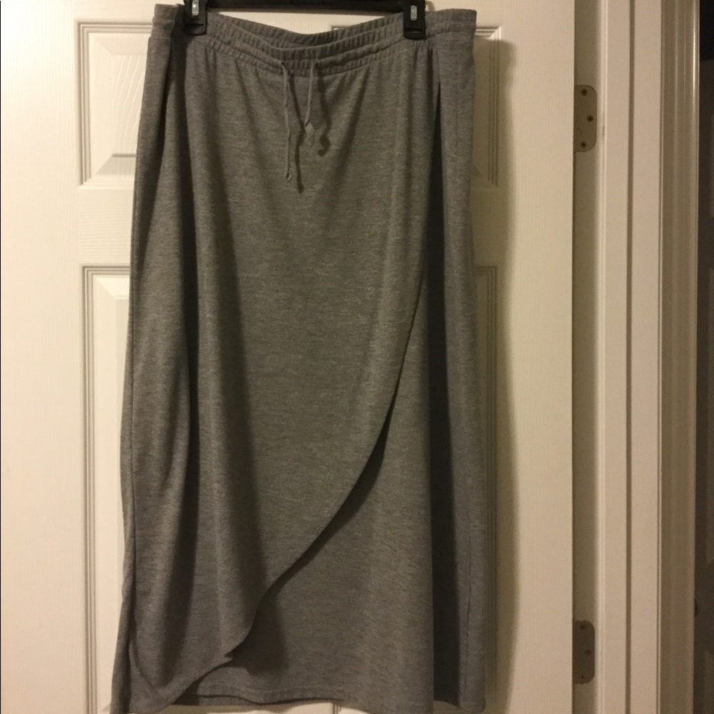 Heather gray Sonoma maxi skirt